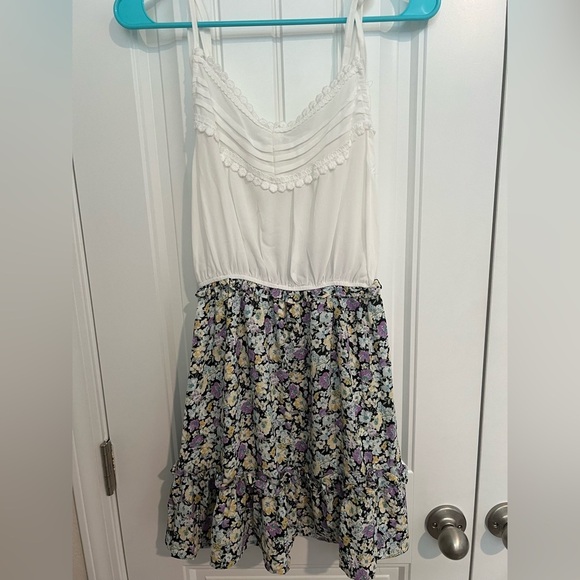 Floral Dress For Women - Picture 4 of 9